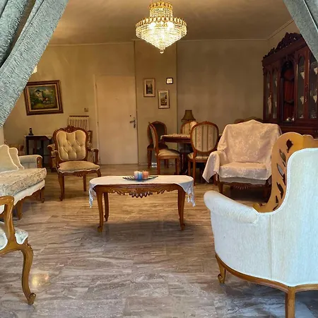 Archontiko Apartment Kalamáta Buitenkant foto